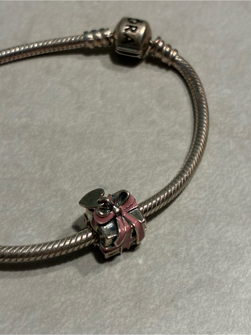Pandora Christmas Bracelet with 3 Holiday Charms - Picture 15 of 16